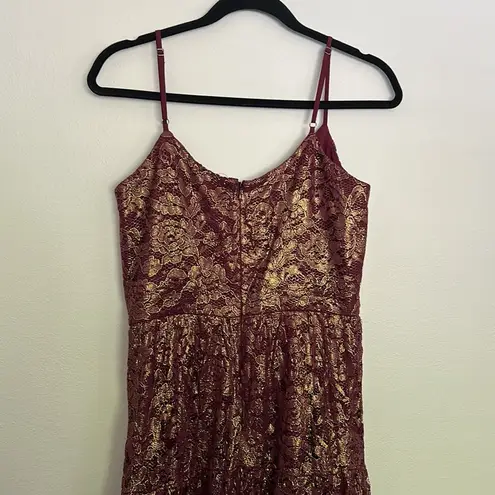 Dress the Population Antoinette Burgundy and Gold Foil Lace Gown NWOT