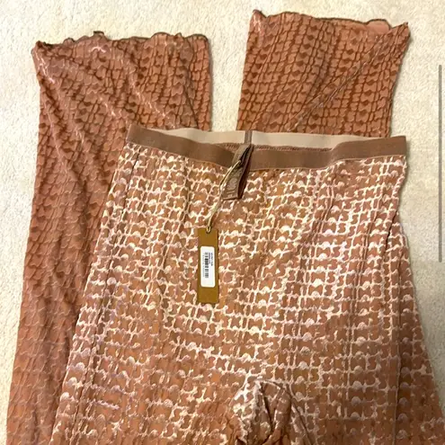 SKIMS Logo Velvet Collection Set in SIENNA