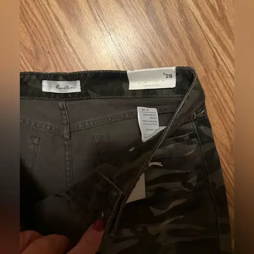 KanCan Benji Camo High Rise Boyfriend Jeans Size 9 NWT Green