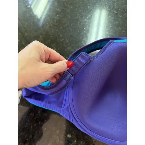 Wacoal  Sports Bra 36DDD Supportive Adjustable Purple Teal Gym 853209 Workout