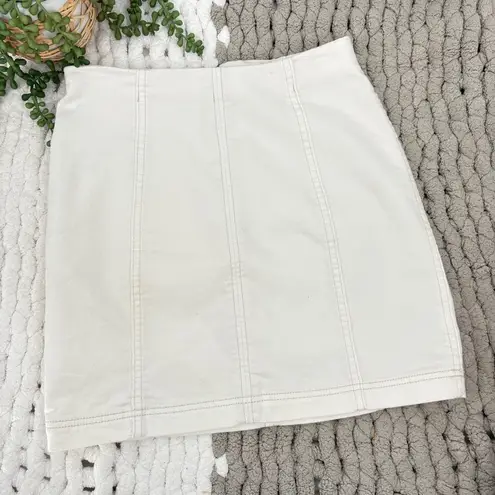Free People  White Denim Modern Femme Mini Skirt Size 6