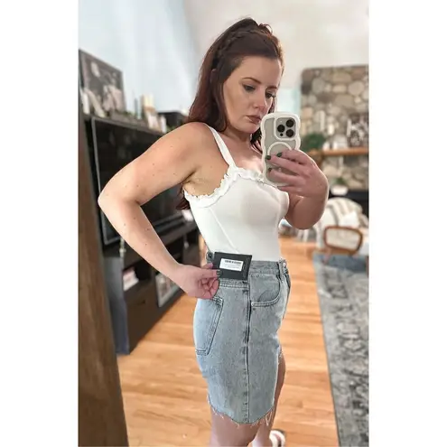 Pretty Little Thing  Jean shorts NWT