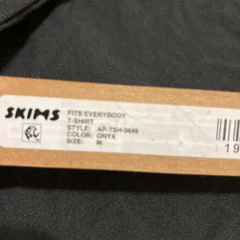 SKIMS Fits Everybody T-Shirt M