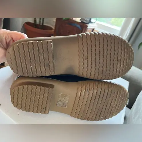 Women's Brown and Black Lace