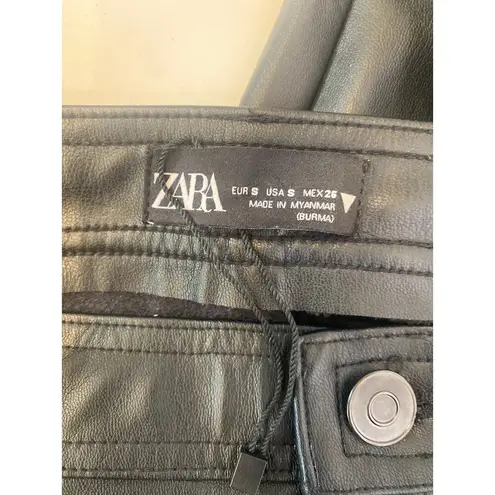 ZARA  Black Faux Leather Skinny Pants Sz Sm Ankle Zip Pockets Polyester Women’s