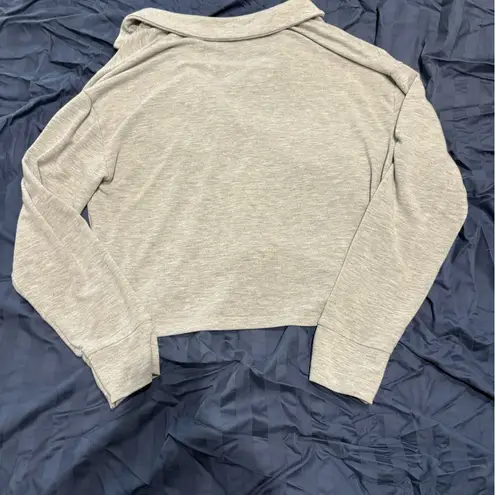 Abercrombie & Fitch  sz medium soft AF light weight sweater