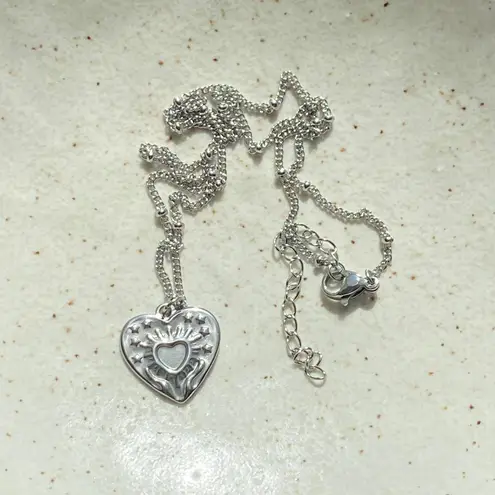 Handmade gold tone stainless steel celestial whimsical boho heart necklace🌟