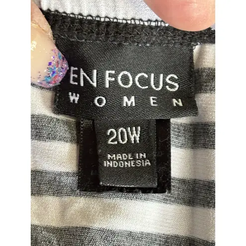 En Focus Maxi Black/White Stripe/Floral Straps Dress Size 20W Tie Waist Black