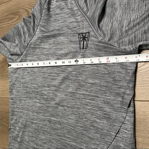 IBKUL Long Sleeve Thumbhole Golf Pullover Black Heather Gray Logo Size Medium