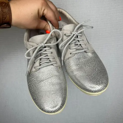 Enval Soft Metallic Silver Leather Oxford Comfort Shoes Made in Italy Size 9