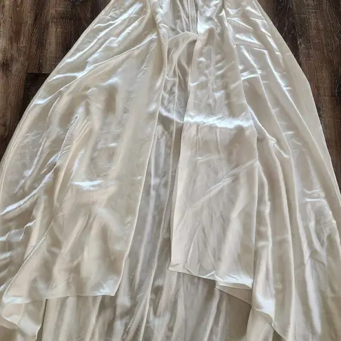 Retrofête Retrofete White Train for Evalina Dress Size Medium *Train Only* Bridal Bride