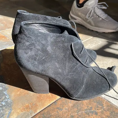 Sole Society Tallie Tassel Lace Up Booties