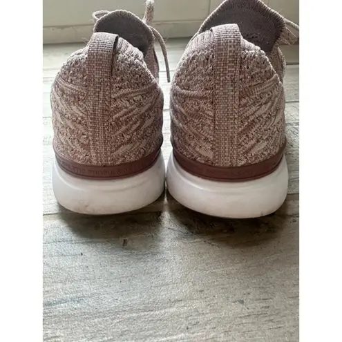 APL TechLoom Wave Womens Size 10