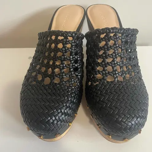 Veronica Beard Hardie Black Clogs Size 6 Perforated Leather Slip On Heeled Boho