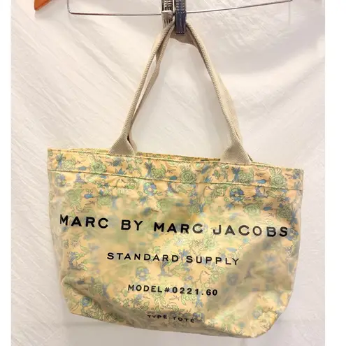Marc by Marc Jacobs Authentic Runway Spring 2009 Supply Market Tote Bag - Image 3