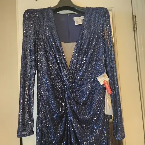 Mac Duggal 26552 v neck long sleeve SEQUINED KNOTTED WAIST MIDNIGHT NAVY GOWN 14