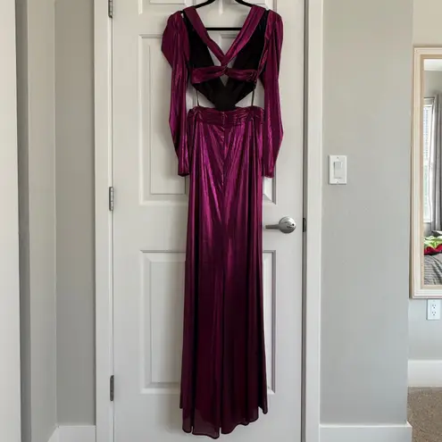 Ieena for Mac Duggal Cutout Metallic Gown