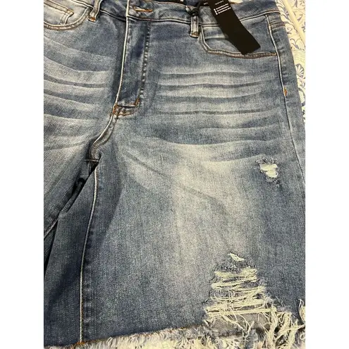 Lucky & Blessed Women's Bermuda Denim Shorts Blue Size 16 Casual