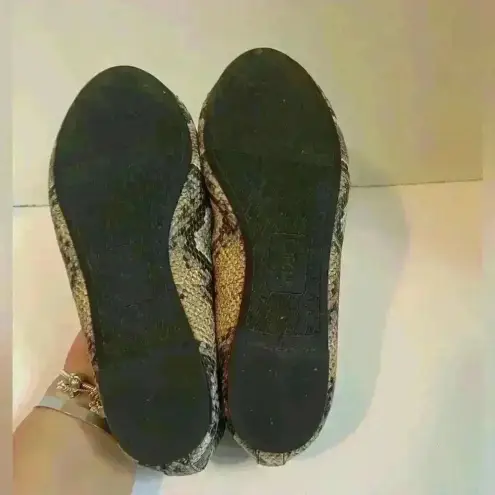 Circus by Sam Edelman  women's‎ snake print flats with bow size 6