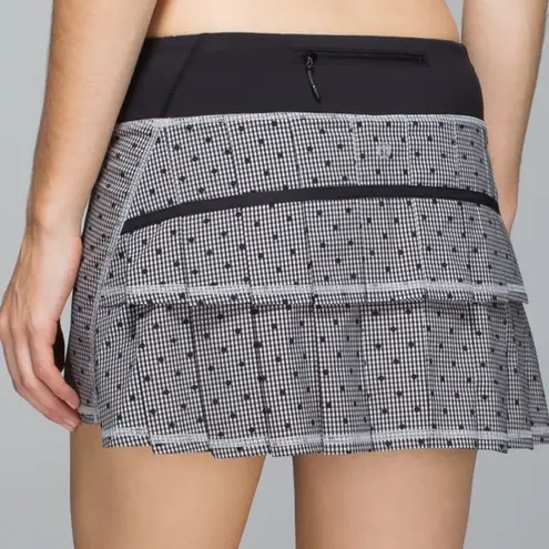 Lululemon  Run Pace Setter Skirt  2 Way Stretch Dottie Gingham Black White 4