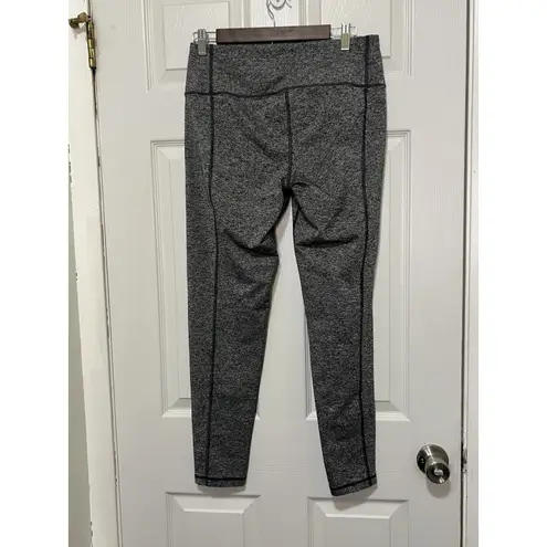 Victoria's Secret  VSX Sport Knockout Crop Cropped Leggings Gray Women's Size L
