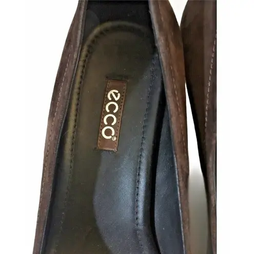 Ecco  New Dehli Suede Coffee Brown Pumps Heels Flex Sole Size 40 US 9/9.5