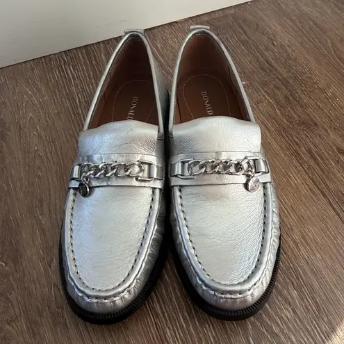Donald J. Pliner Lissi Silver Metallic Loafers Leather size 9.5 M NEW