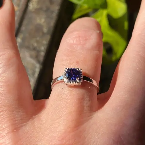 Round Tanzanite Halo & CZ Sterling Silver Ring Size 6,8 Purple