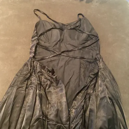 Women’s Black Full Length Prom Party Dress Criss Cross Back Small Train Size 12