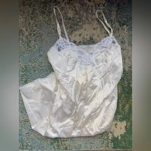 Vintage white lace slip dress, size large