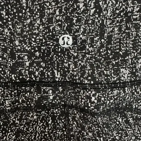 Lululemon Fit Physique Crop (19") Luon Suited Jacquard Black White / Black Sz 4