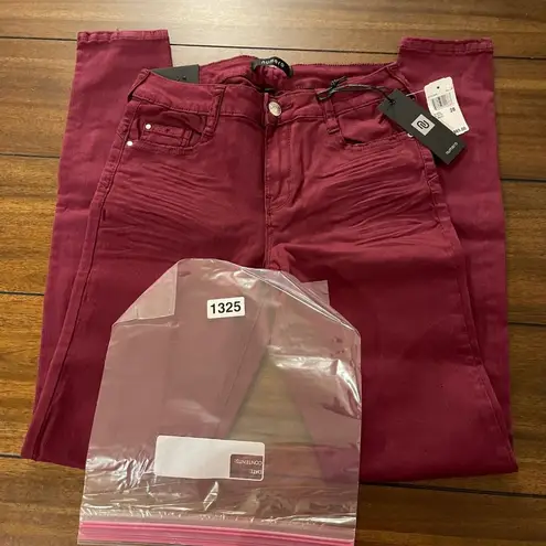 NWT Numero Womens Stretch Push Up Mid Rise Skinny Pockets Denim Jeans Merlot 28