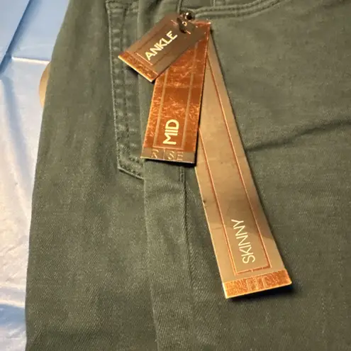 One 5 One  Jeans Women Forrest Green Mid Rise Ankle Length Skinny Jeans Size 8/29