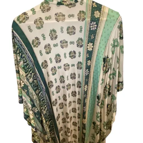 Vintage 60s 70s Miss Bernie’s Kaftan Sage Green Floral Bow print grandmacore Size undefined