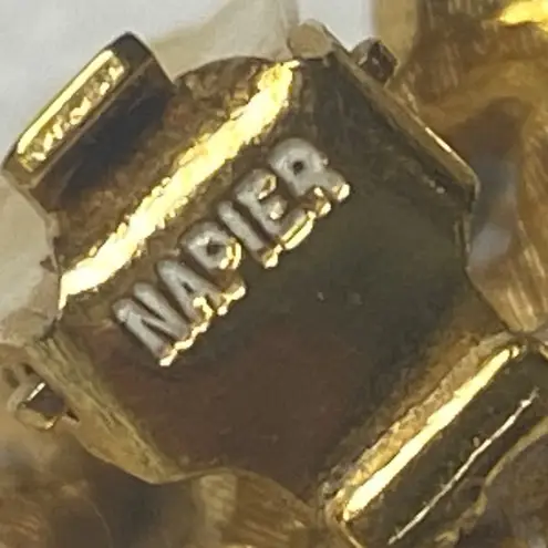 Napier Vintage Clip