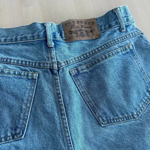 Vintage Denim Shorts with lace trim Waist 31'' USA made Blue