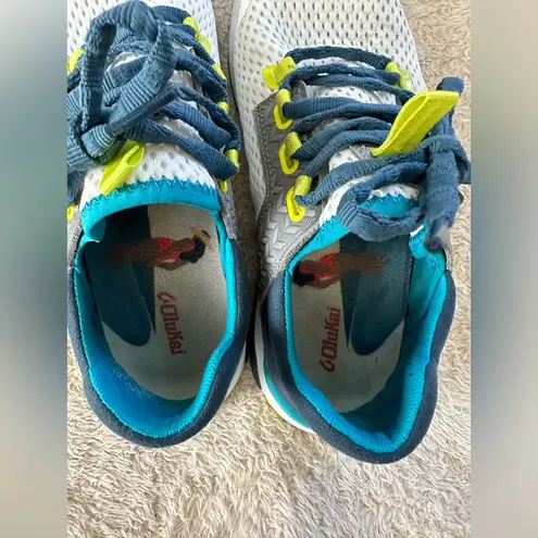 Olukai Wailuku Women’s Athletic Shoes size 7.5 white lagoon color