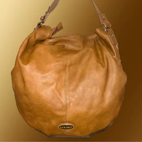 Big Buddha  tan hobo bag! Large capacity! Ntn