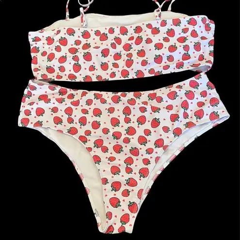 Size 4XL 3 piece strawberry print bikini top bottom coverup EUC Red