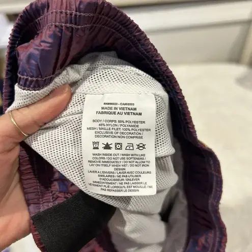 Nike  Shorts Womens X Small Purple Lined‎ Iridescent Windbreaker Trunks