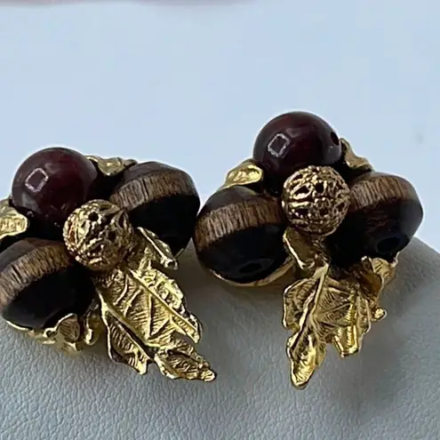 Vintage ART acorn bunch with oak leaves earring’s Gold