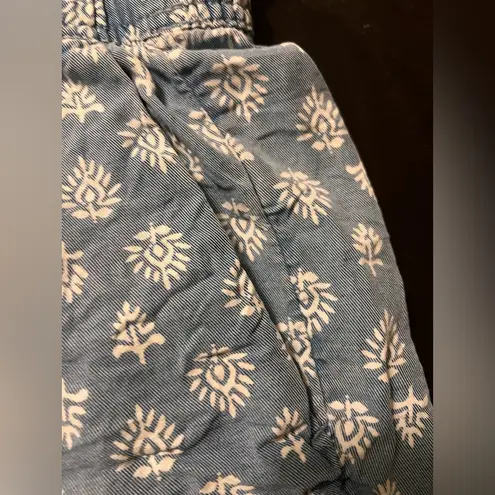 High Waist Blue and White Shorts with Elastic Waistband Size undefined