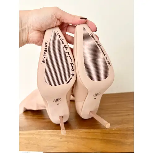 NWOT Femme LA Whistler Leather Pointed Stiletto Knee High Boots Latte 38 / 7.5