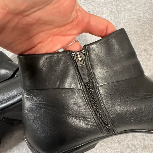 Dansko Women's Black Leather Raina Ankle Booties Size 5.5-6 Zip Closure