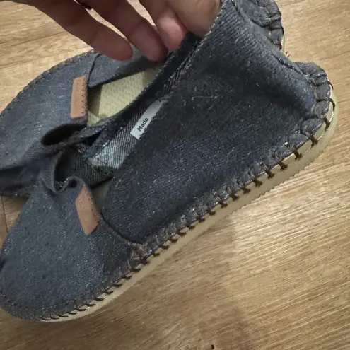 Havaianas HAVAINAS BLUE DENIM LOAFER SLIPPERS RUBBER SOLE SZ 7 EUC