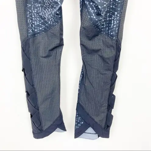 Lululemon  Var-City Samba Snake Battleship Cropped Leggings Sz 2
