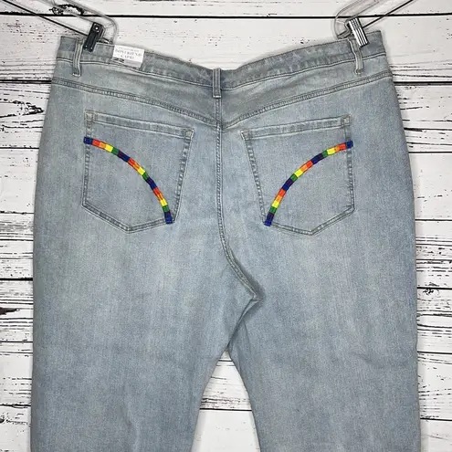 Lane Bryant  NWT 22 Denim - Rainbow Embroidered Signature Boyfriend Jean Capris