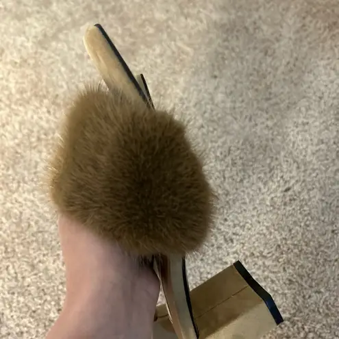 Elegant mink Fur mule. Size 7 Brown