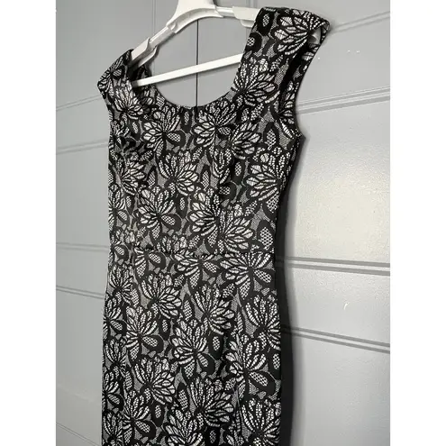 Joseph Ribkoff Black Ivory Lace Print Sheath Scoop Neck Dress Sleeveless Size 8