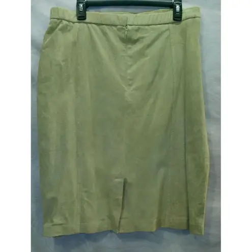 Terry Lewis Casual Luxuries Green Suede Leather Skirt Size 16 NWT